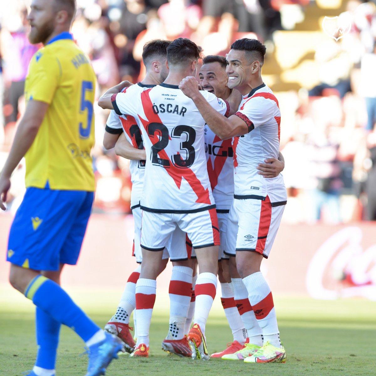 Radamel Falcao'ya İspanya'da övgü dolu sözler