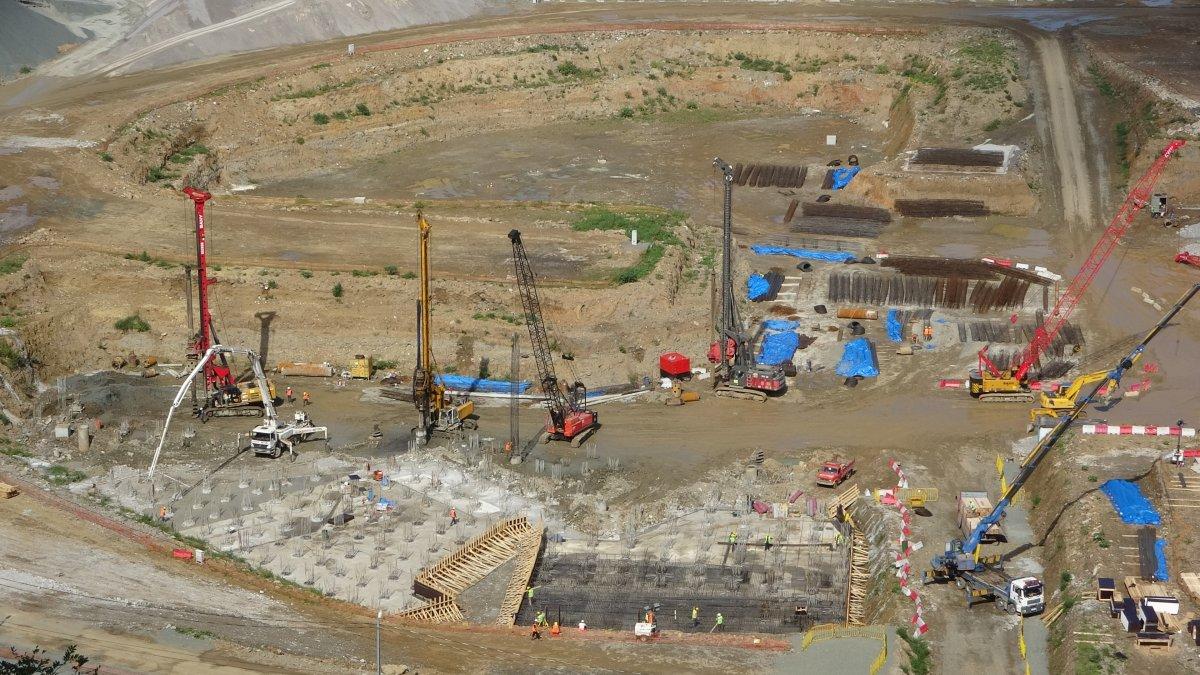 Trabzon Şehir Hastanesi için 400 fore kazık çakılacak