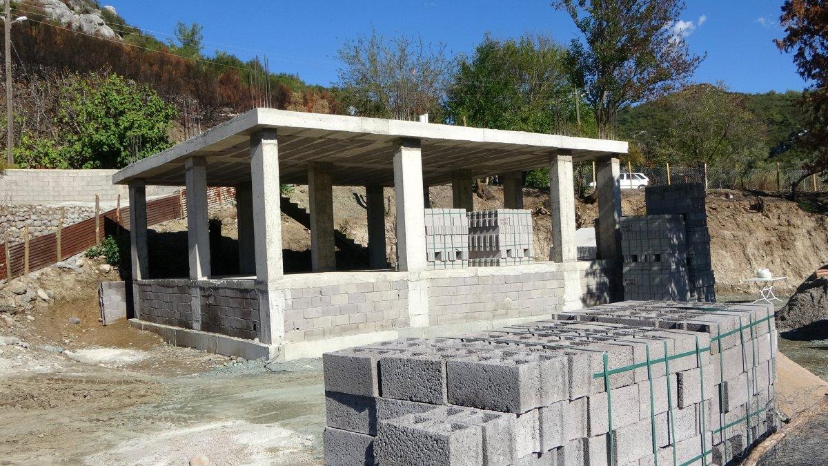 Osmaniye'de afetzedeler yeni evlerine kavuşmayı iple çekiyor