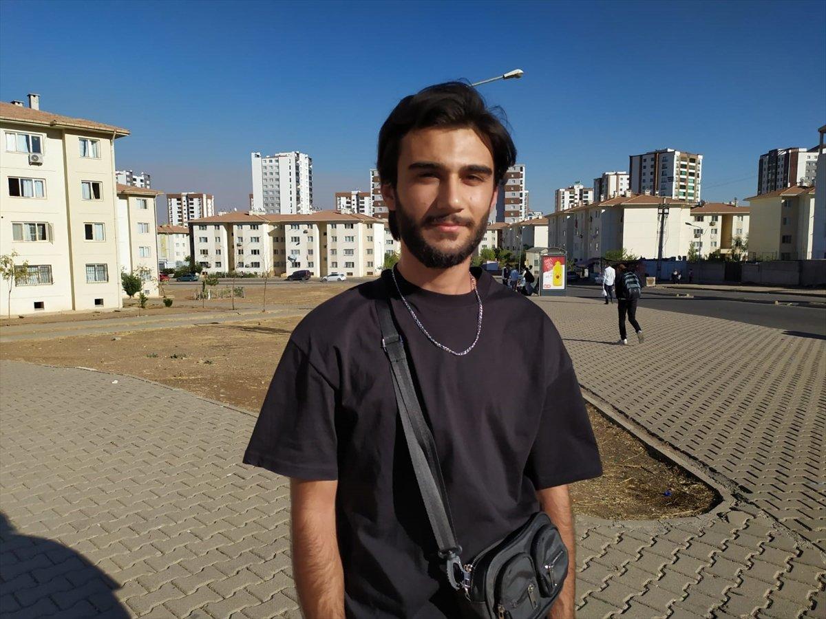 Diyarbakır belediyesinden üniversitelilere 750'şer lira destek