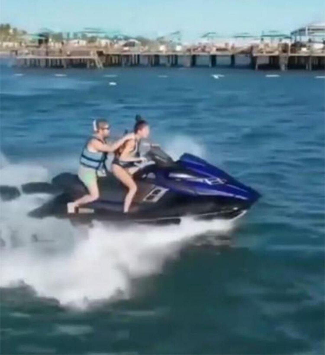 Neslihan Atagül ile Murat Dalkılıç'ın jet-ski macerası
