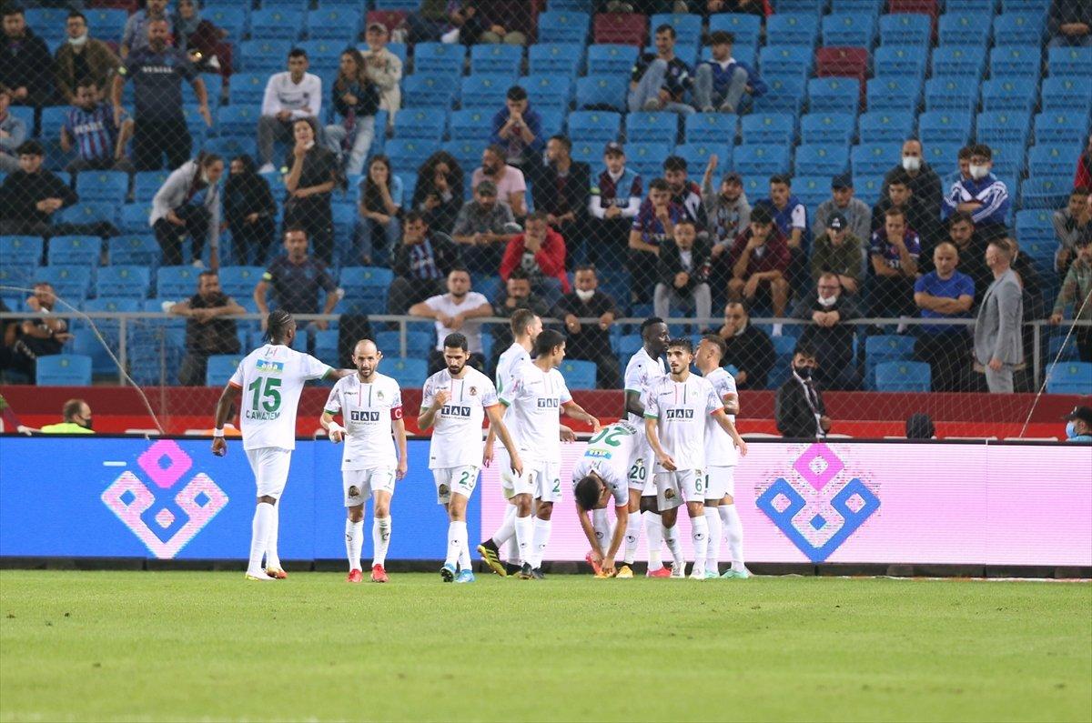 Trabzonspor ile Alanyaspor berabere kaldı