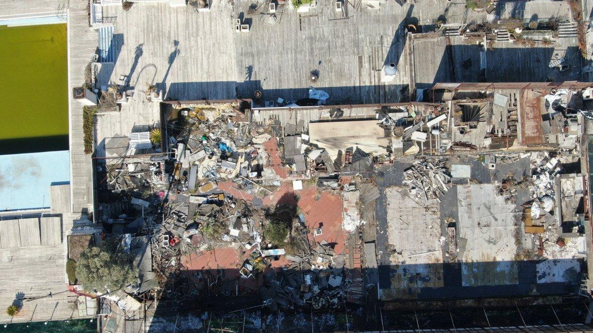 İstanbul Boğazı'nın ortasında moloz yığını: Galatasaray Adası