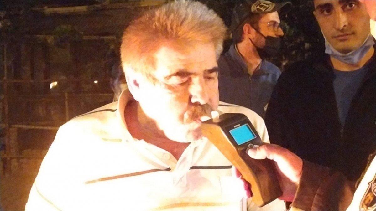 Uşak'ta motosikletle kaza yapan kişi, ekipmanları sayesinde hayata tutundu