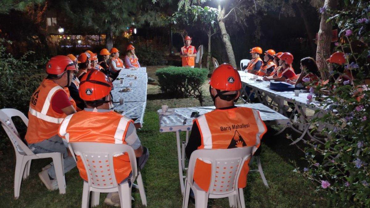 Bursa'da her mahallede afet gönüllüleri yetiştiriliyor