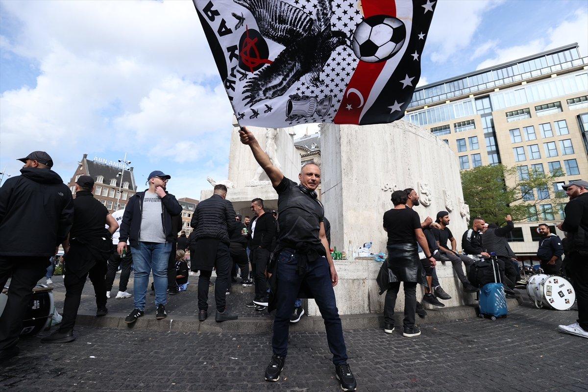 Beşiktaş taraftarı Hollanda'da