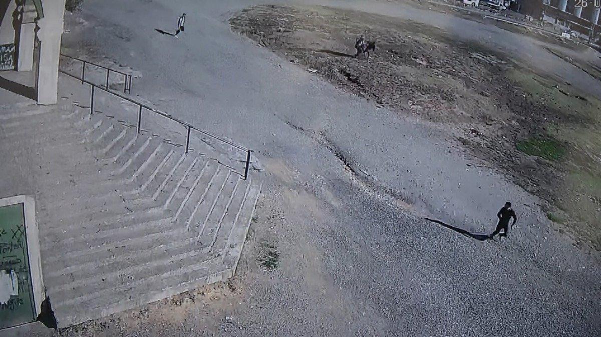 Sultangazi'deki camide uyuşturucu kullananlara dayak