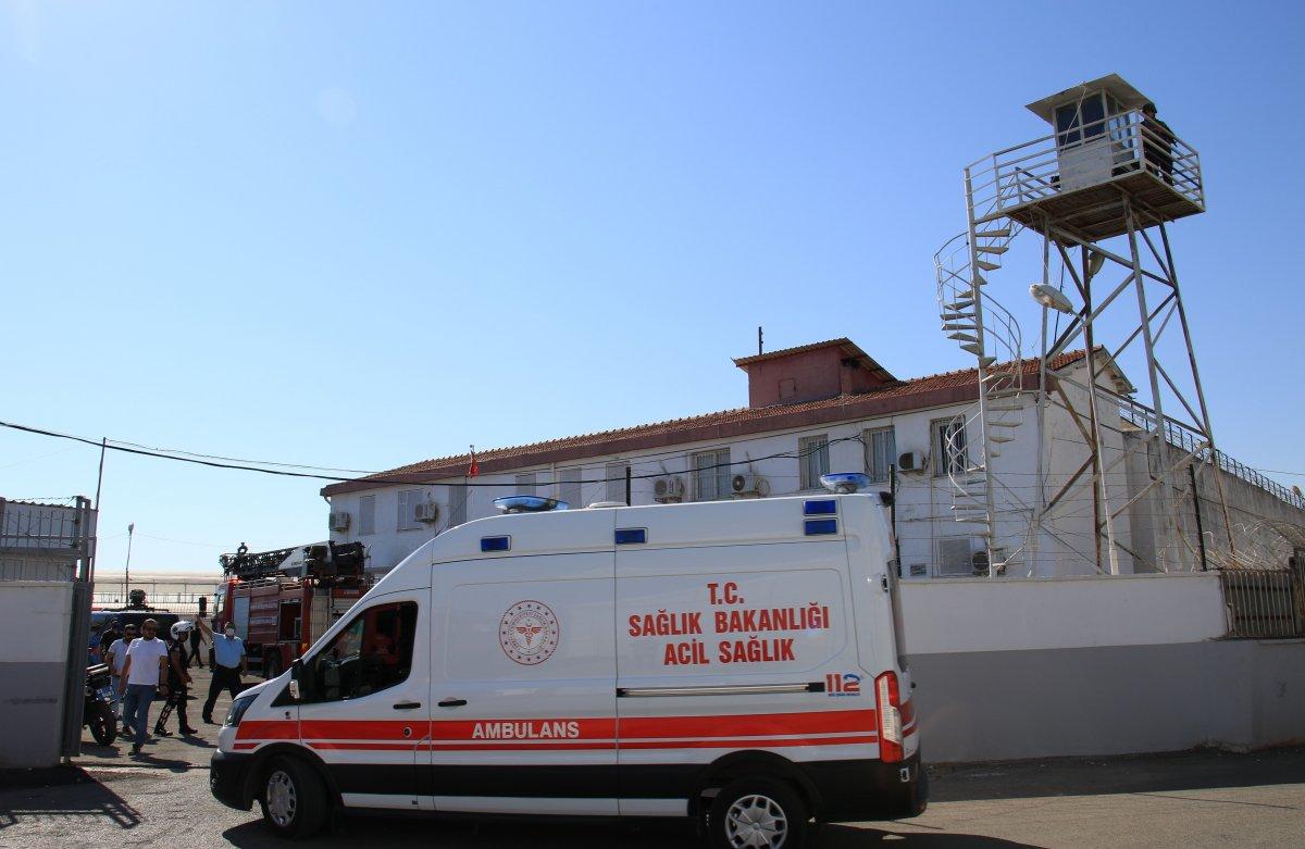 Mersin'de, ceza infaz kurumunda ekipleri hareketlendiren tatbikat