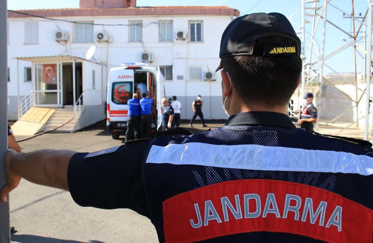 Mersin'de, ceza infaz kurumunda ekipleri hareketlendiren tatbikat