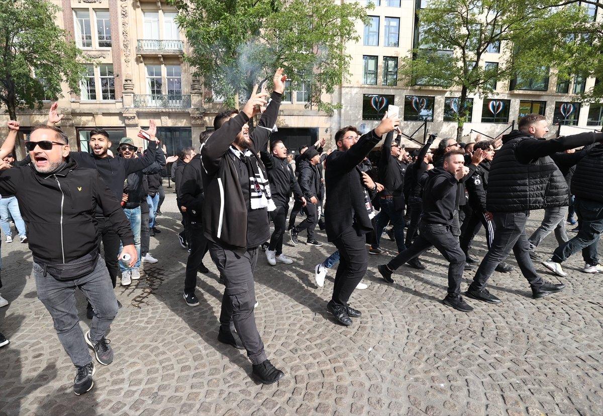 Beşiktaş taraftarı Hollanda'da