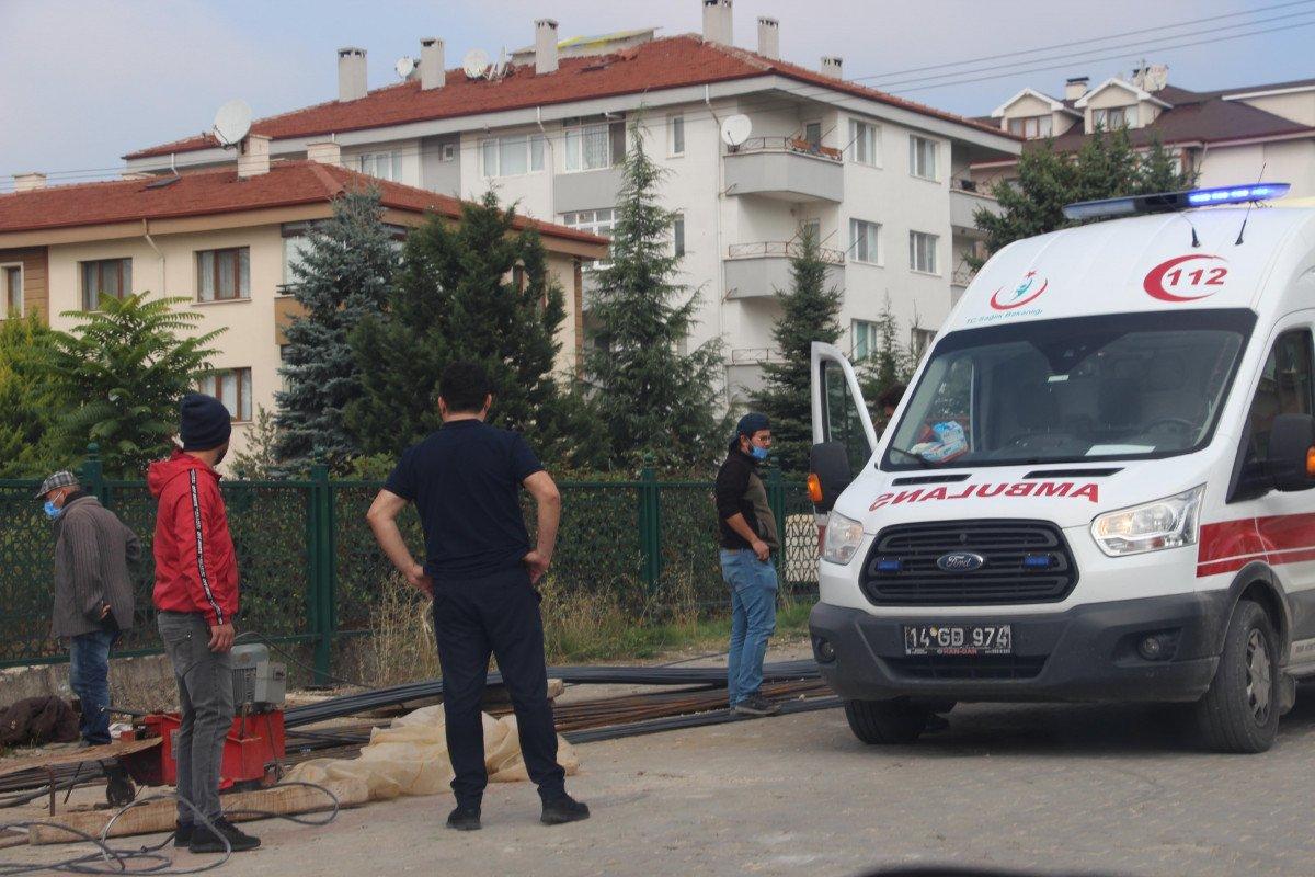 Bolu'da inşaat işçisinin parmağı koptu