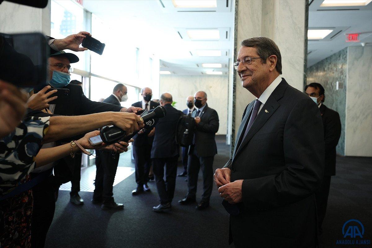 Anastasiadis ve Tatar'dan Kıbrıs'ta iki devletli çözüm açıklamaları