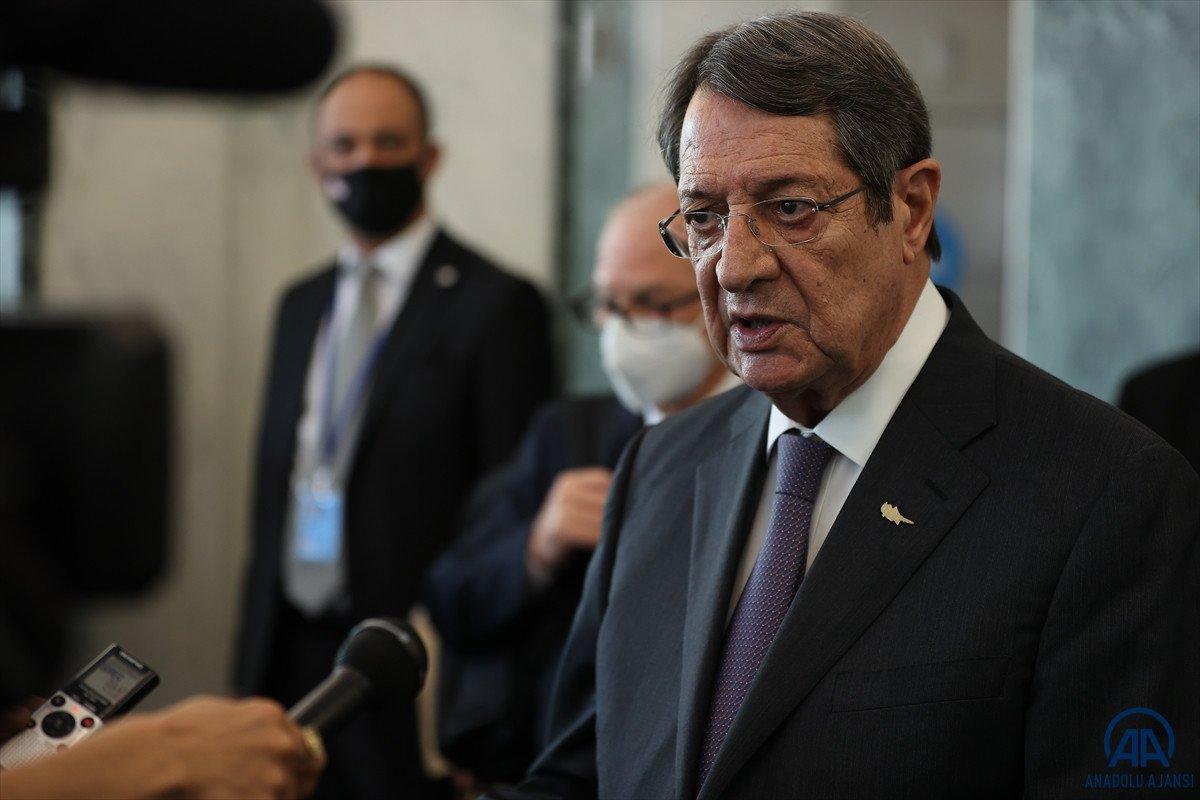 Anastasiadis ve Tatar'dan Kıbrıs'ta iki devletli çözüm açıklamaları