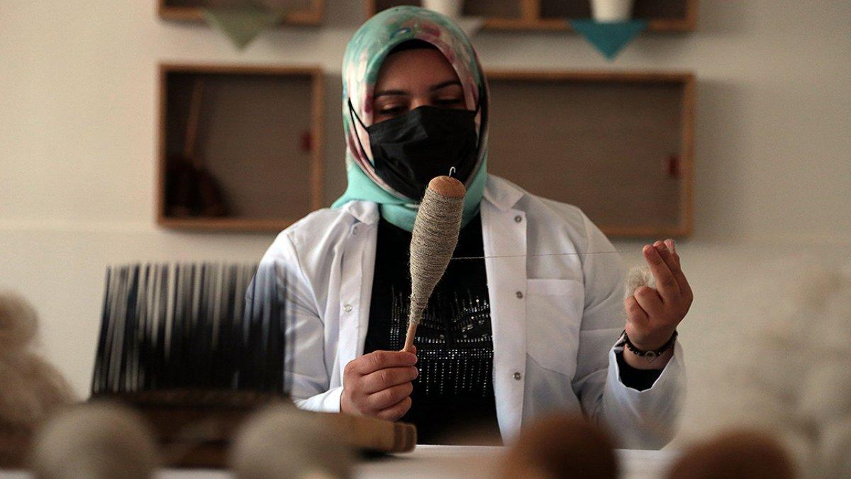 Erzurum'da asırlık Bardız kilimi, eski motifleriyle yeniden dokunuyor