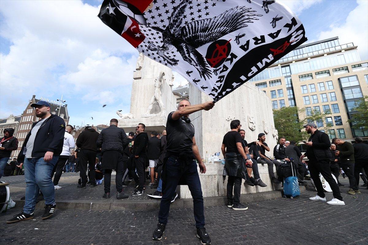 Beşiktaş taraftarı Hollanda'da