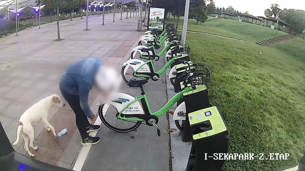 Kocaeli'deki şahıs, kiralık bisikletlerin tekerlerini patlattı