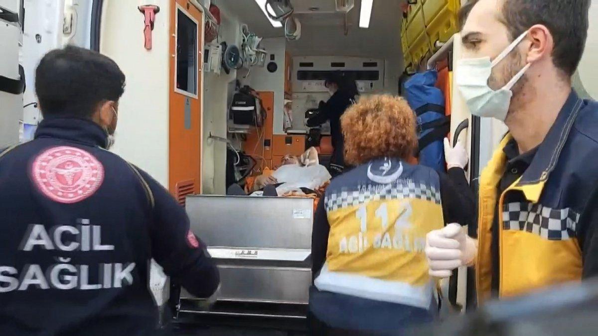 Bursa'da kendisini darbeden sevgilisini bıçakladı