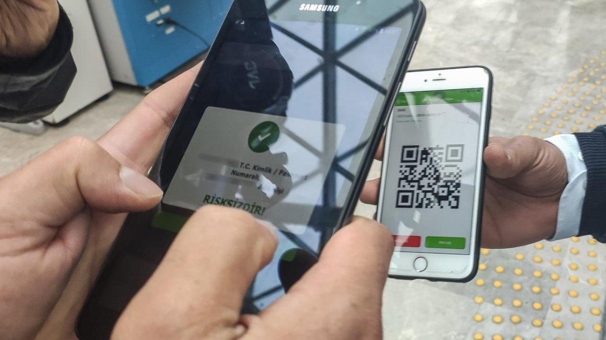 Kişisel Verileri Koruma Kurumu: Aşı ve PCR test sonuçlarını istemek kanuna aykırı değil