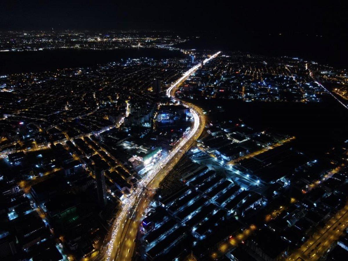 İstanbulluların trafik çilesi bitmiyor