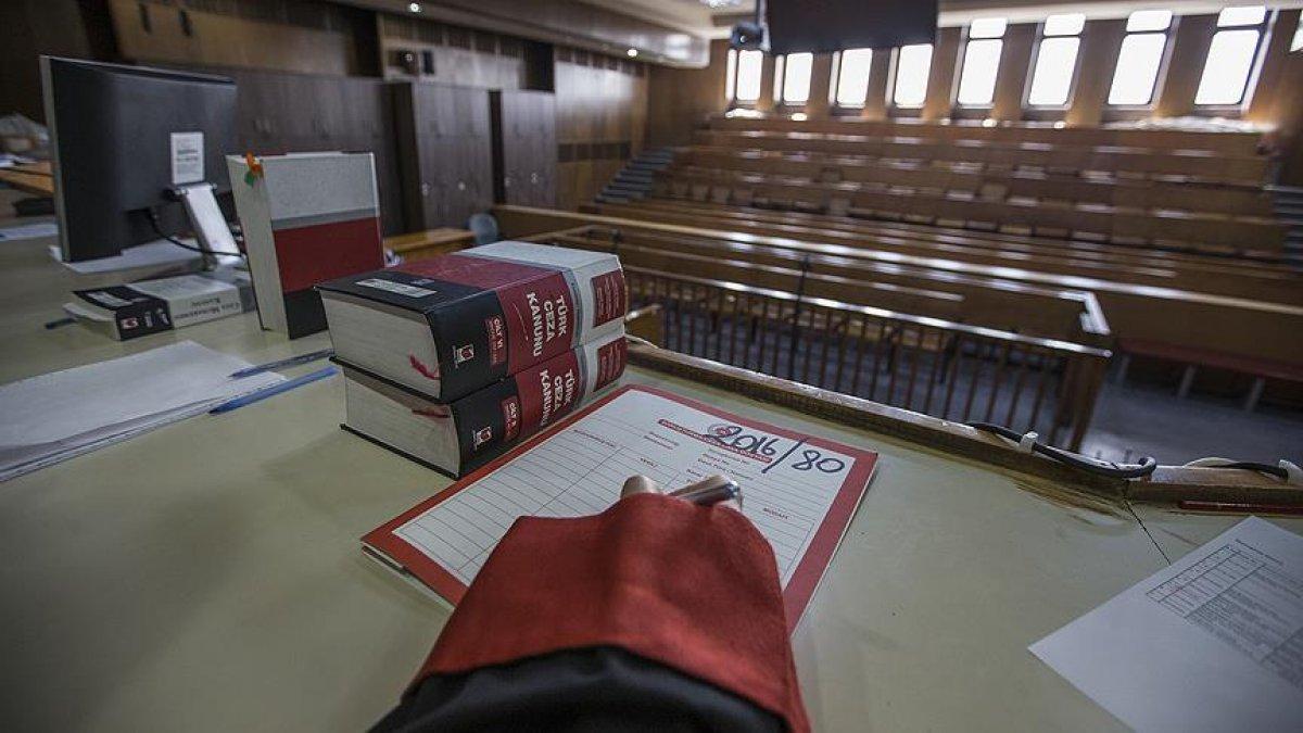 FETÖ elebaşının avukatına 35 yıl hapis