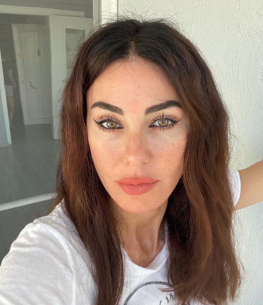 Defne Samyeli hastalık sürecini anlattı