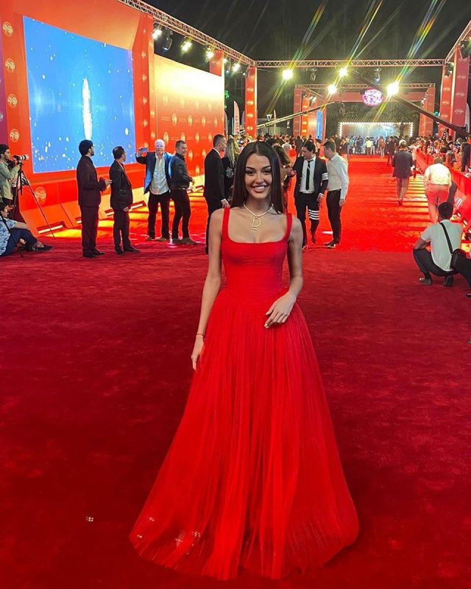 Dilan Çicek Deniz'in İngilizcesi