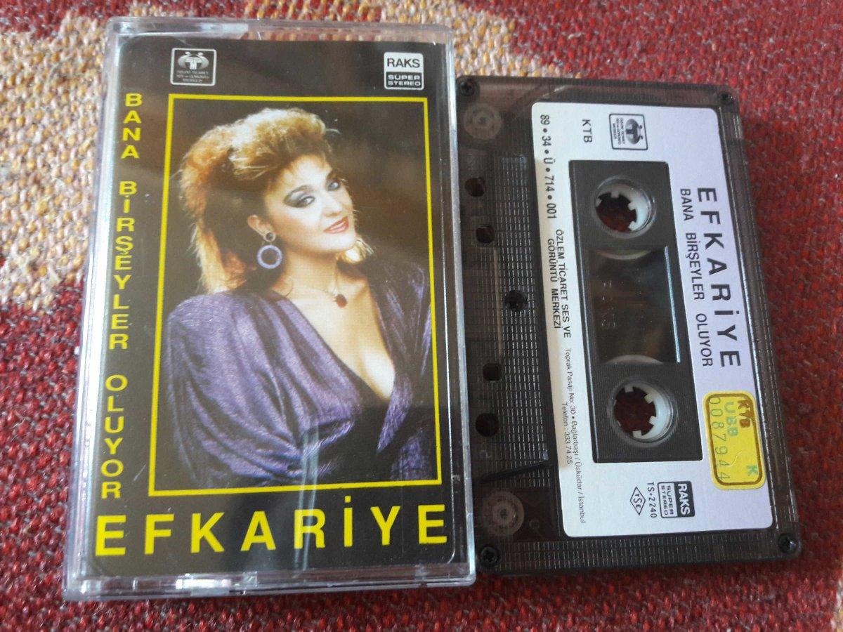 Şarkıcı Efkariye yaşamını yitirdi