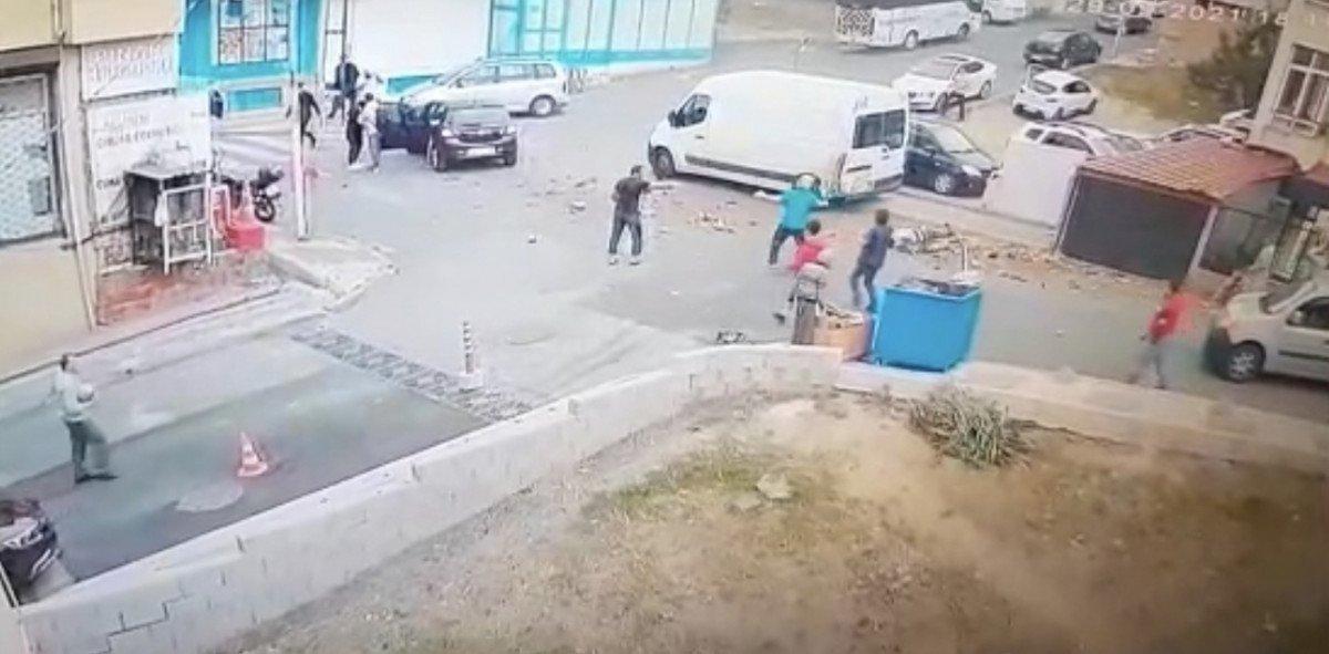 Üsküdar'da fren yerine gaza bastı: 2 ölü