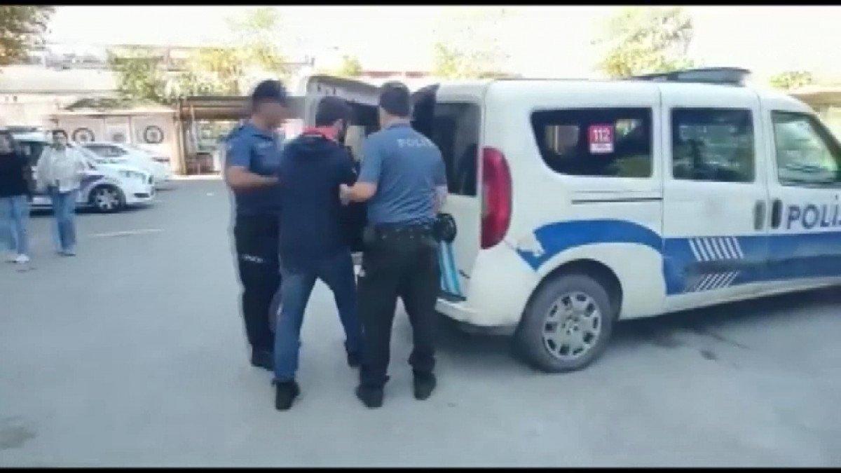 Tuzla’da, köpeği ile dalaşan köpeğe av tüfeği ile ateş etti