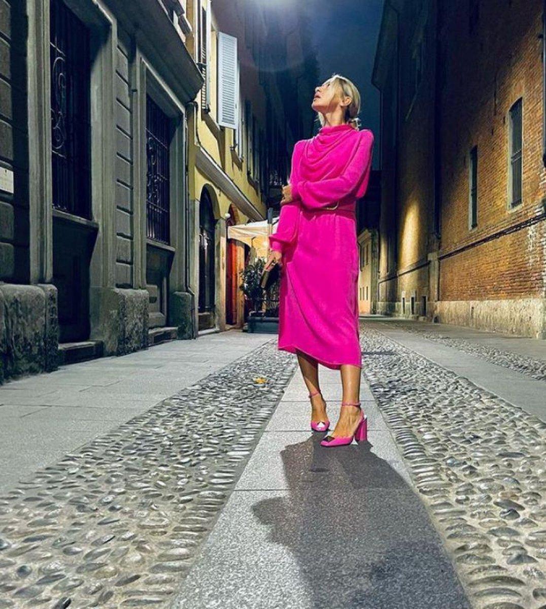 Hadise pırlanta yüzüklü pozlarını paylaştı! Sosyal medya yıkıldı: 'Evlenme teklifi aldın sandım'