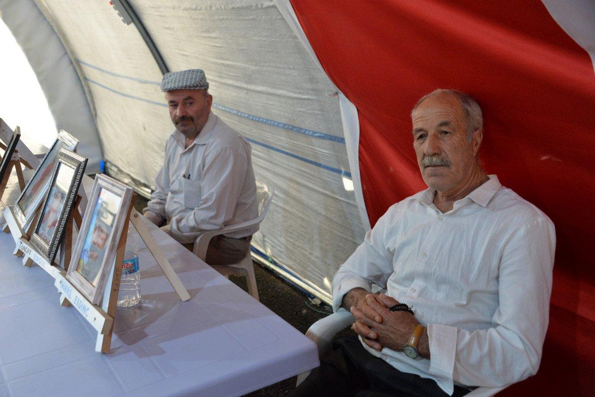 Evlat nöbetindeki baba Nurettin Ödümlü: Yaşadığını hayal ederek yaşıyorum