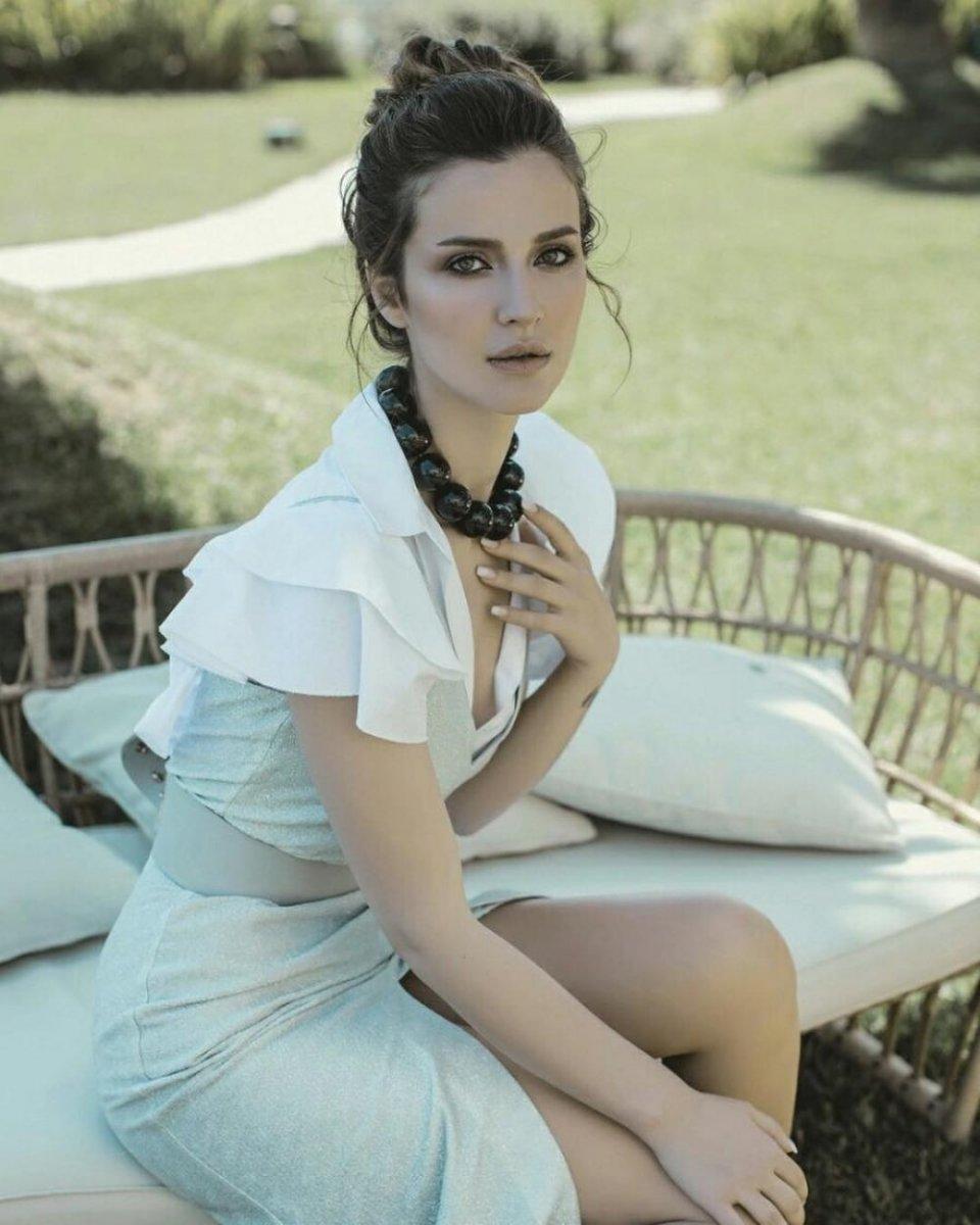 İrem Helvacıoğlu ile Fırat Çelik aşk yaşıyor