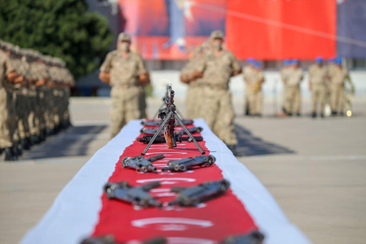 İzmir'de subay adayları yemin etti