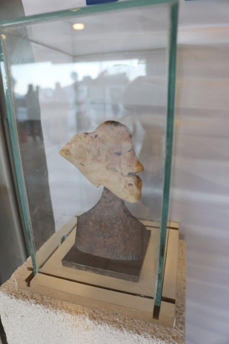 Muğlalı çoban, insana benzeyen 3'üncü taş sergisini açtı