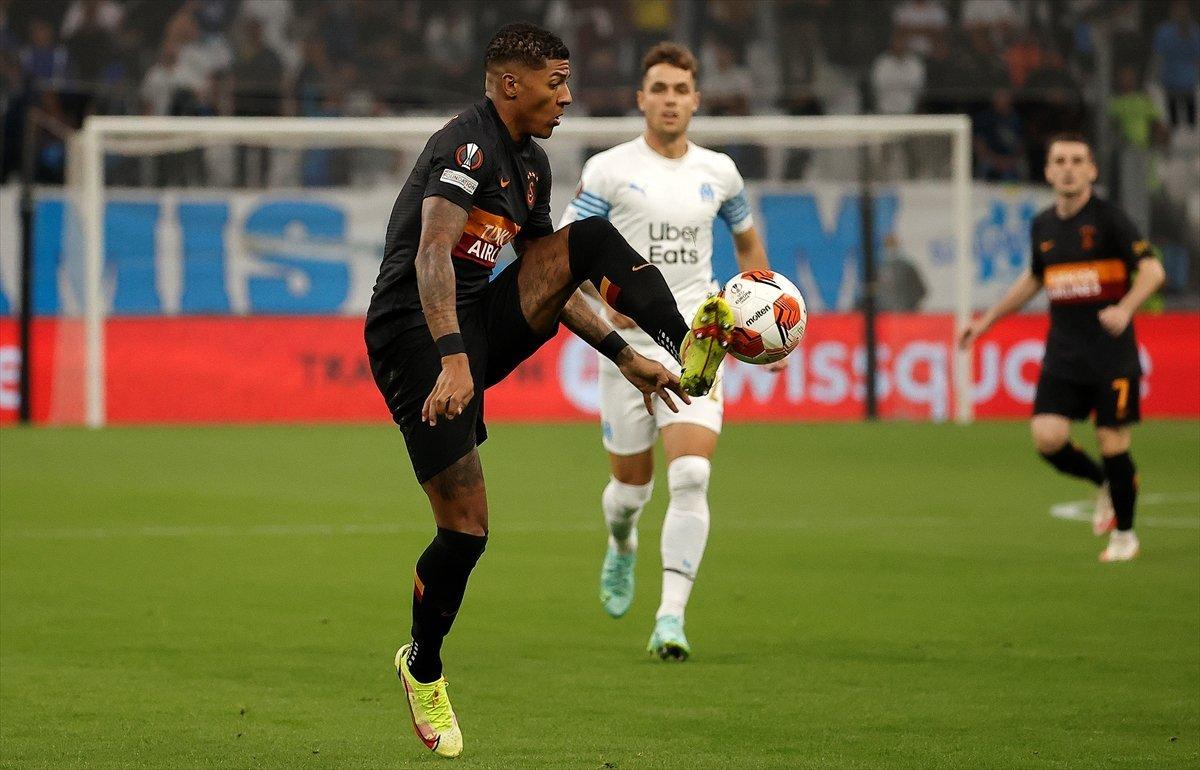 Patrick van Aanholt: VAR, yanıldığını ispat ettikten sonra çeneni kapa