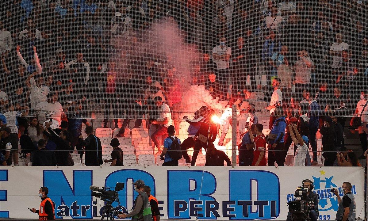 Fatih Terim: Taraftarımızı Ermeni ve Yunan bayraklarıyla tahrik ettiler