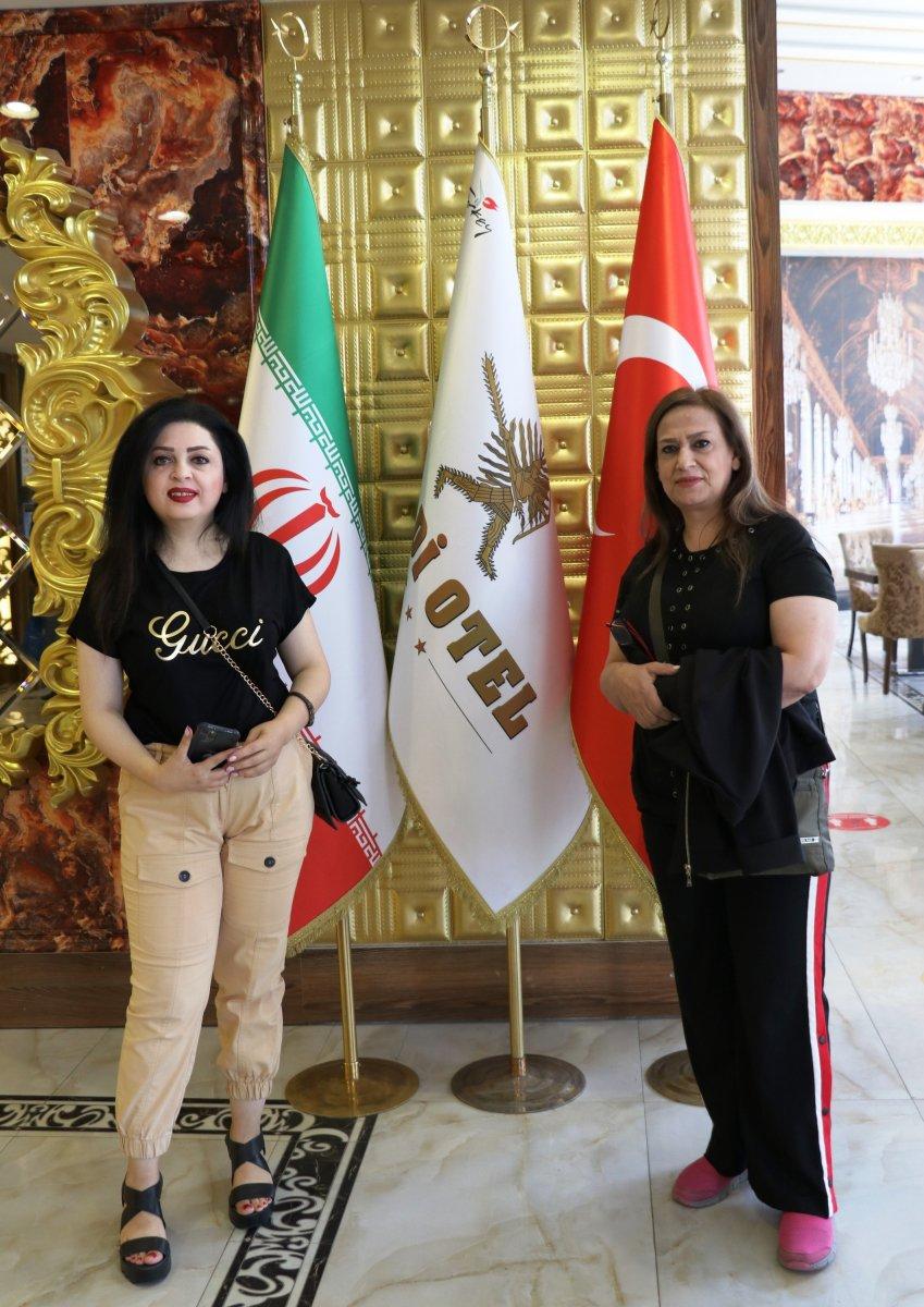 İranlıların Van’a gelişi esnafın yüzünü güldürdü