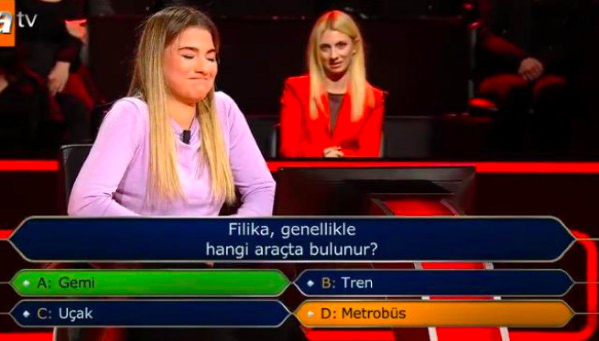 Matematik dünya üçüncülüğü bulunan yarışmacı, üçüncü soruda yarışmaya veda etti