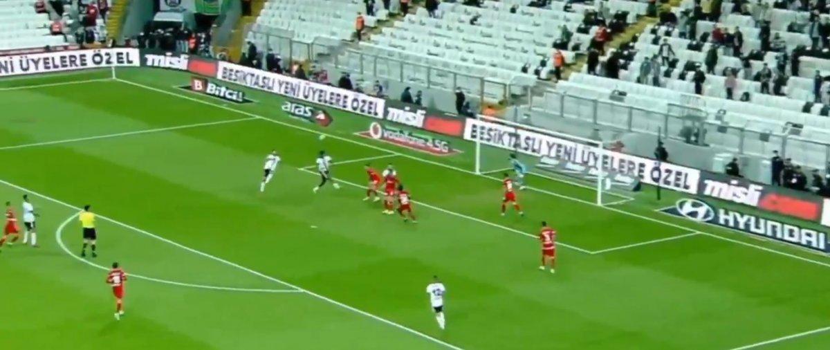 Güven Yalçın'dan Sivasspor'a vole golü