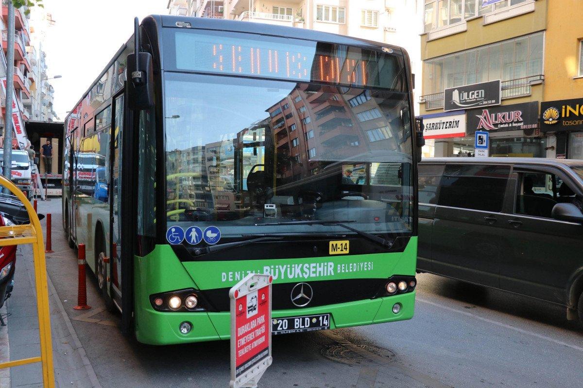 Denizli'de yük asansörünün sepeti belediye otobüsüne çarptı