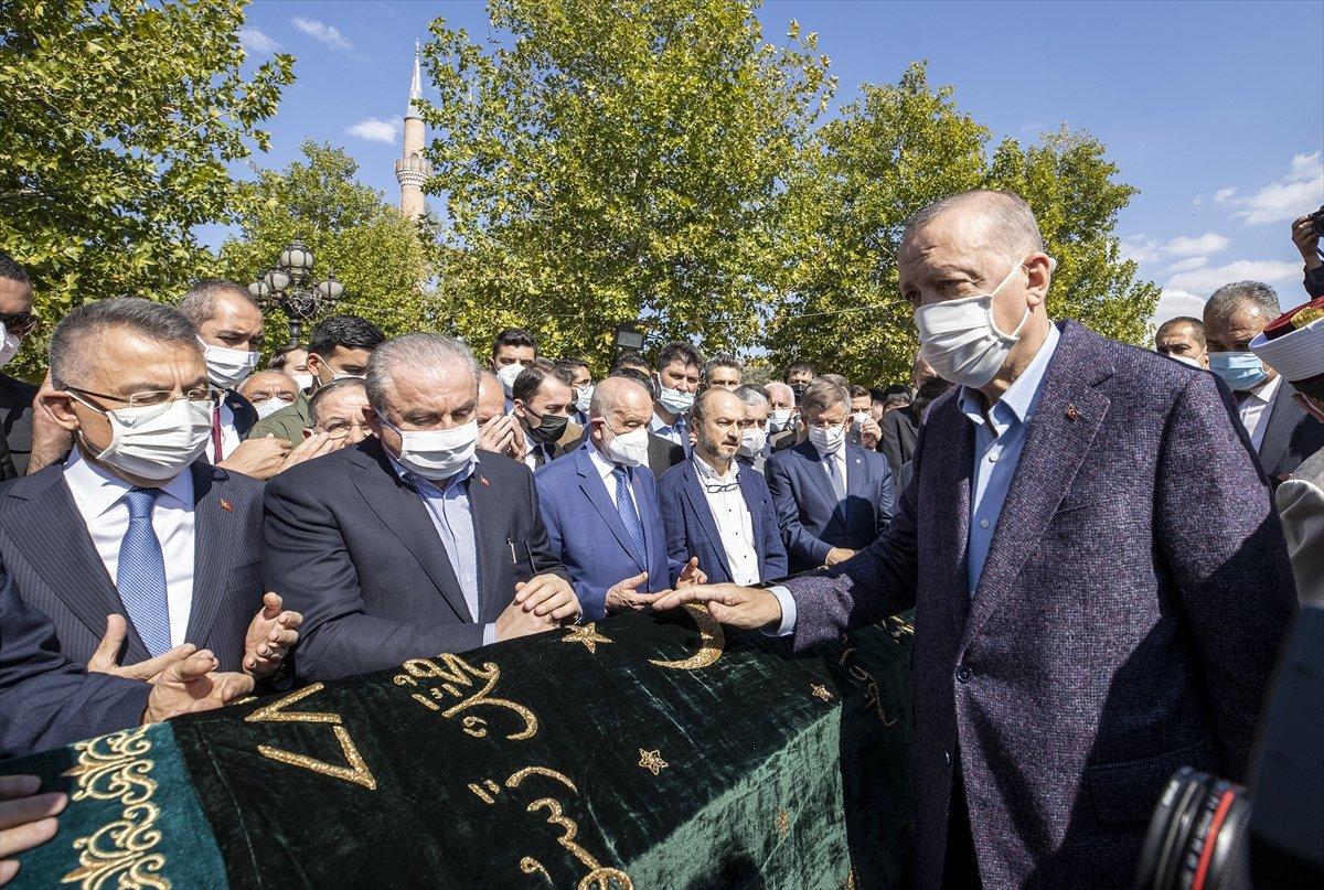 Oğuzhan Asiltürk'e veda