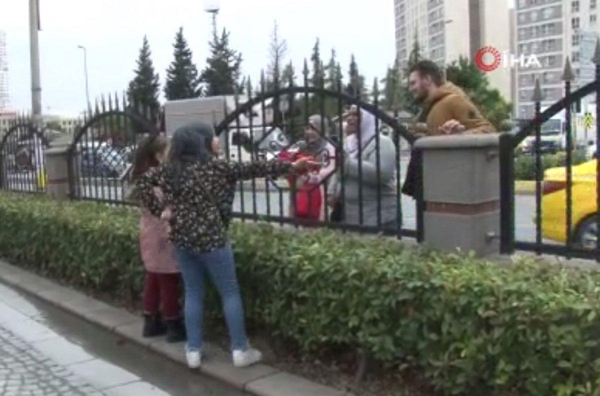 22 Suriyeli daha ülkesine döndü