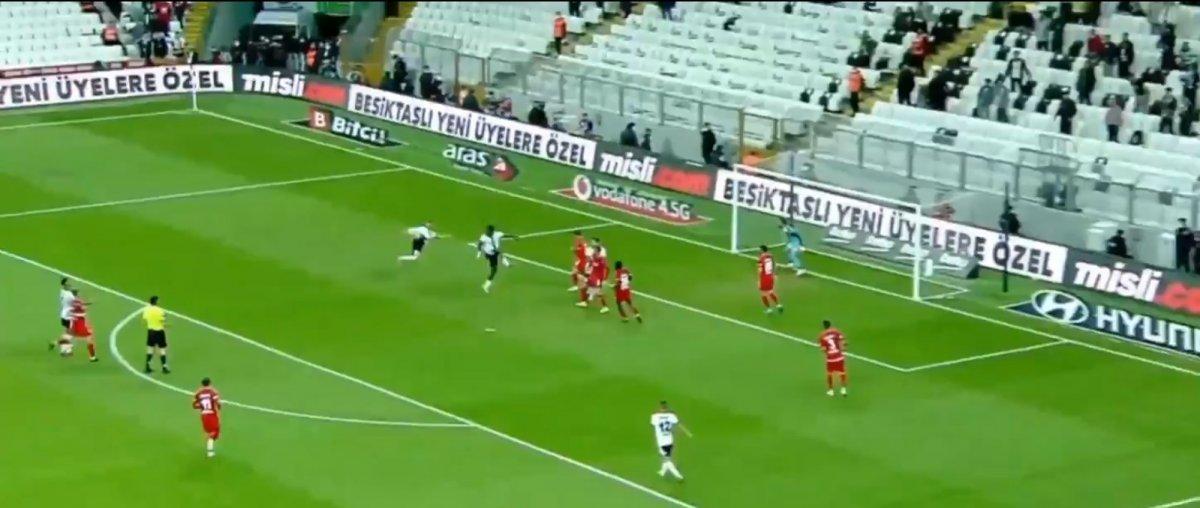 Güven Yalçın'dan Sivasspor'a vole golü