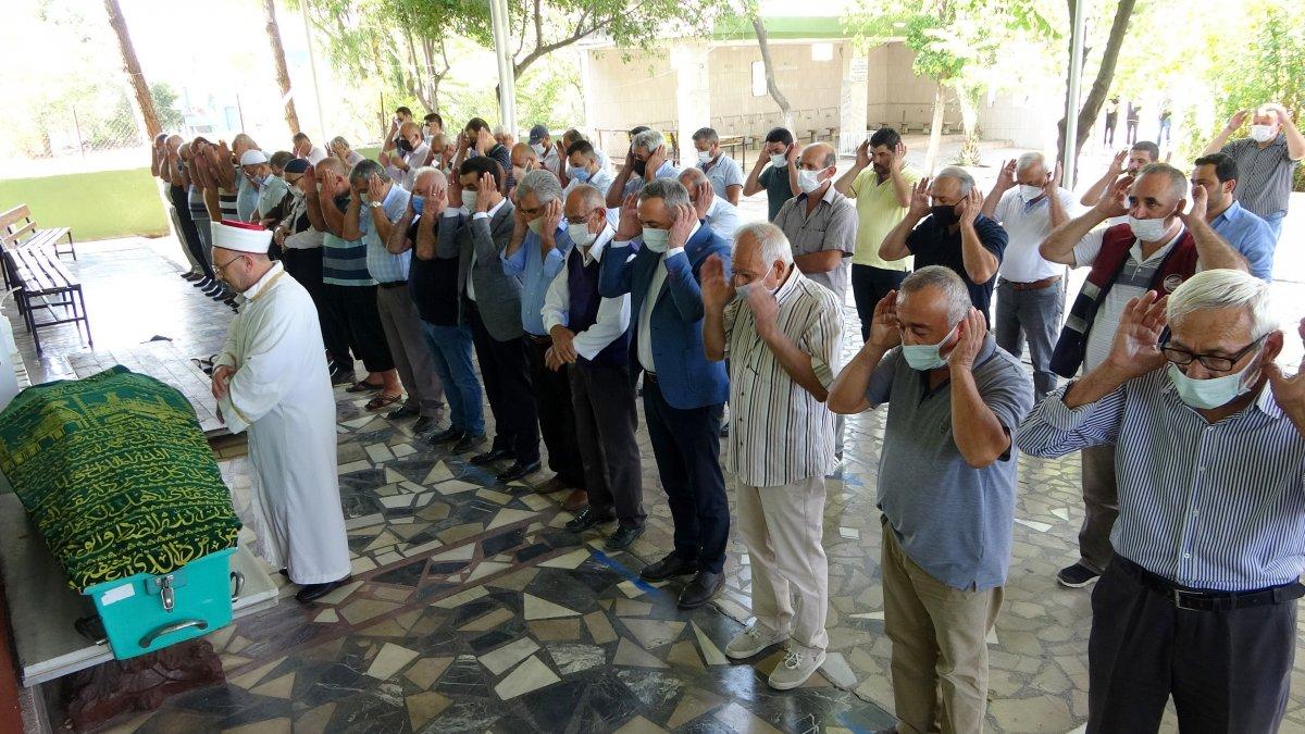 Ayşe Hatun Önal'ın annesi vefat etti