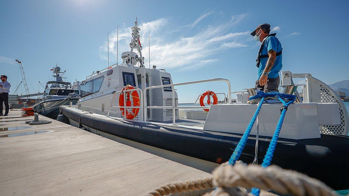 Yerli tasarım sahil güvenlik botu görüntülendi