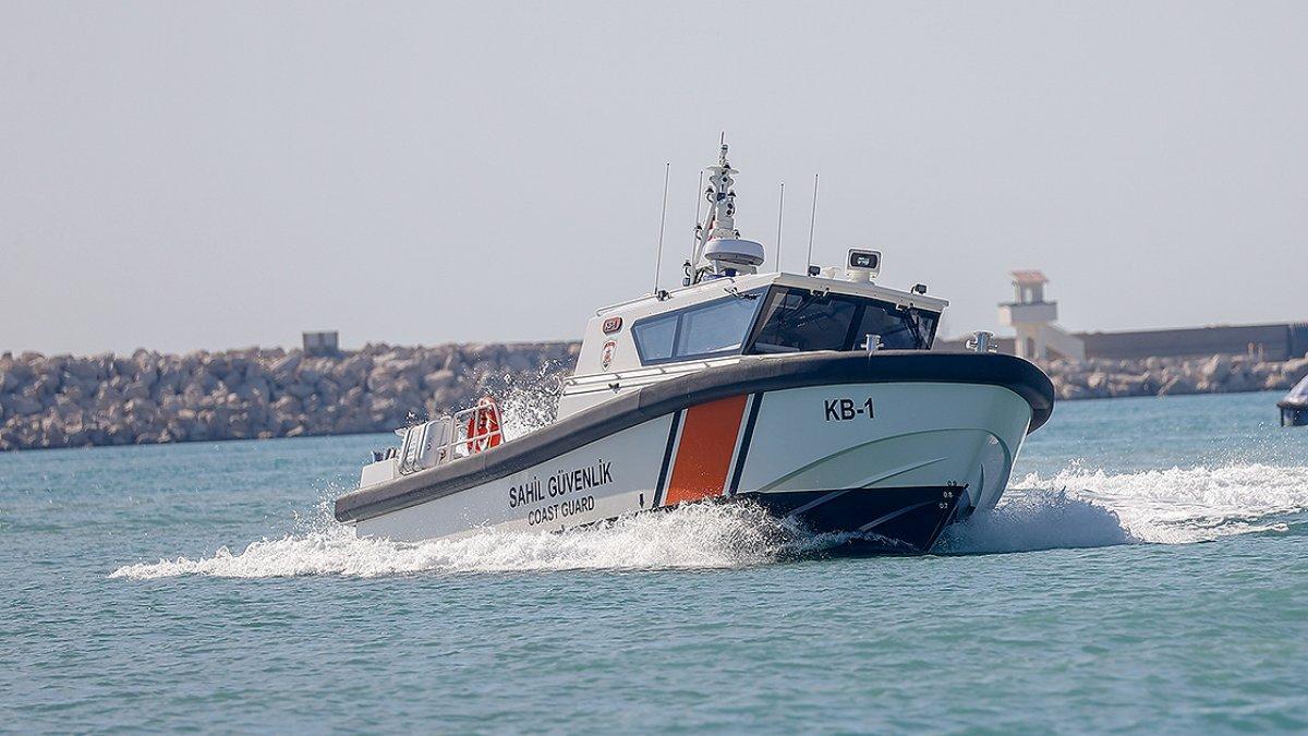 Yerli tasarım sahil güvenlik botu görüntülendi