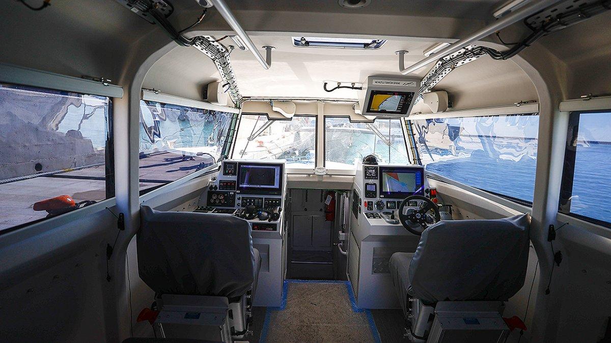 Yerli tasarım sahil güvenlik botu görüntülendi