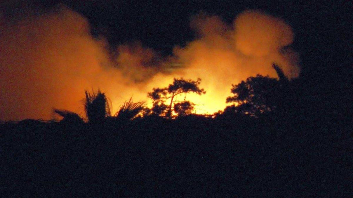 Muğla'da orman içindeki otel alevlere teslim oldu