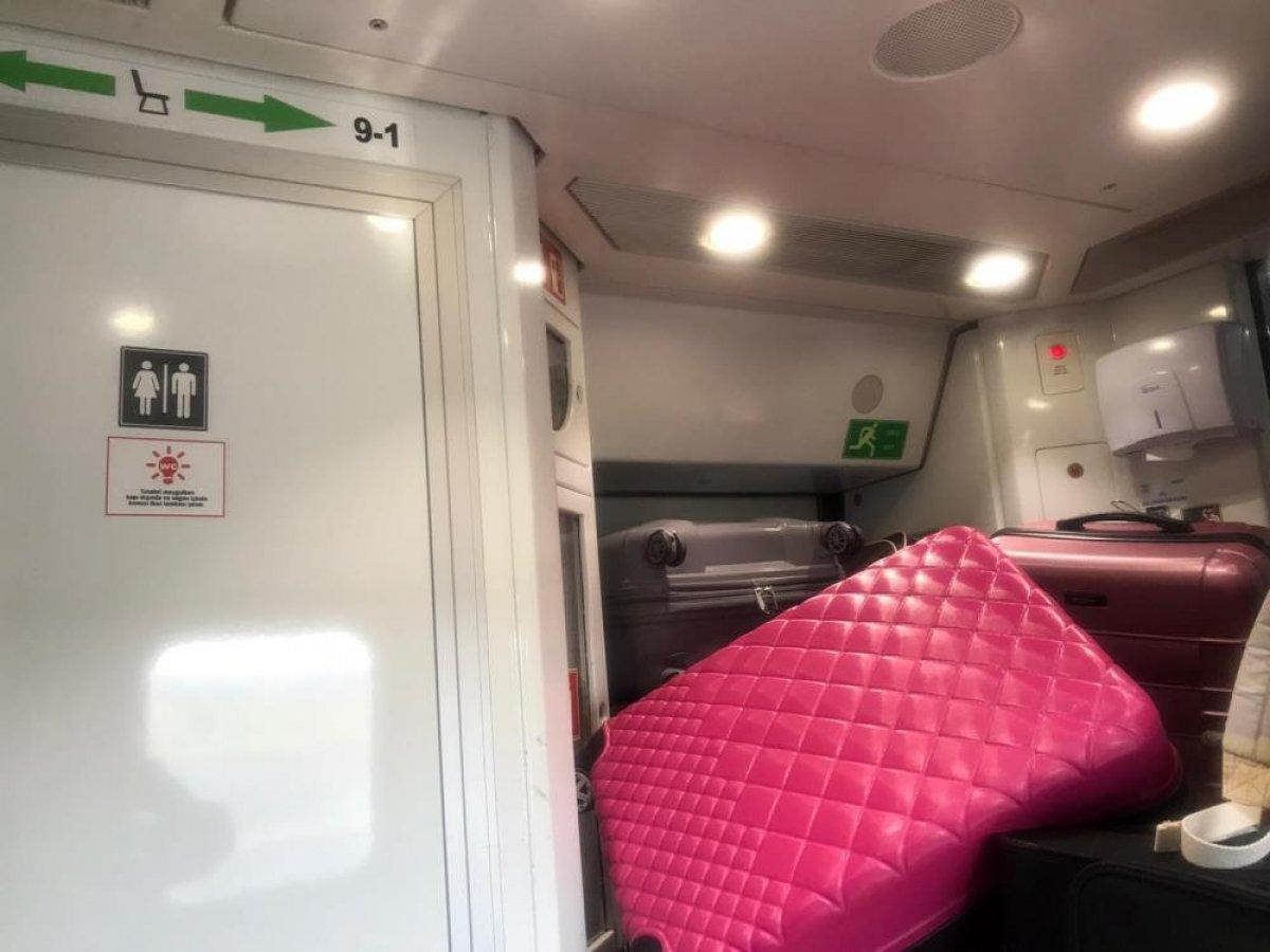Bilecik'ten hızlı trene binen kadın yol boyunca kendi koltuğuna oturamadı