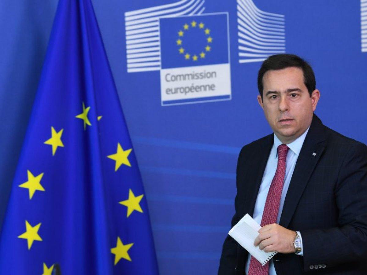 Yunanistan'dan AB'ye: Türkiye'ye vize serbestisi sözünüzü tutun